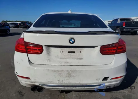 2013 BMW 328 I z USA, uszkodzony, nr VIN WBA3A5G51DNP26352